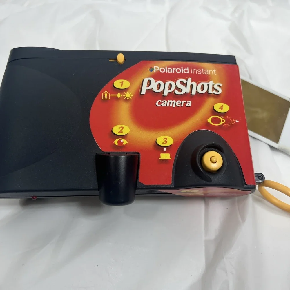 Vintage Polaroid Instant‎ Popshots Camera Built-in Flash Compact UNTESTED READ